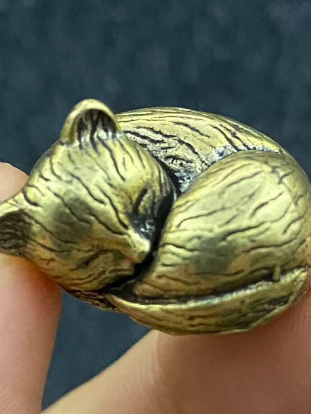 NEW  Solid Sleeping Cat Brass Figurine - 0.55 in L x 0.83 in W